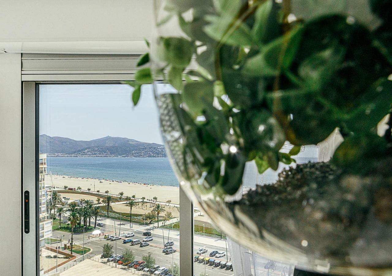 Karina D-luxe Apartment Empuriabrava Bagian luar foto